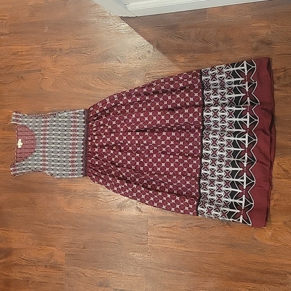 Max Studio - Picture 1 of 7